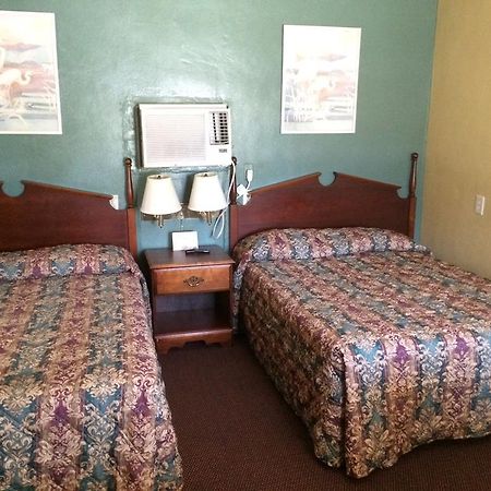 Travelers Inn Okeechobee Ngoại thất bức ảnh