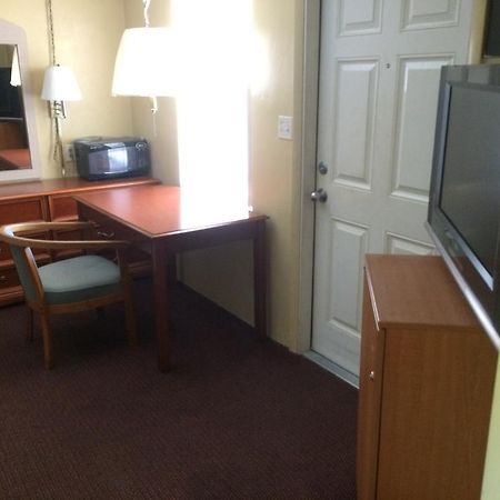 Travelers Inn Okeechobee Ngoại thất bức ảnh