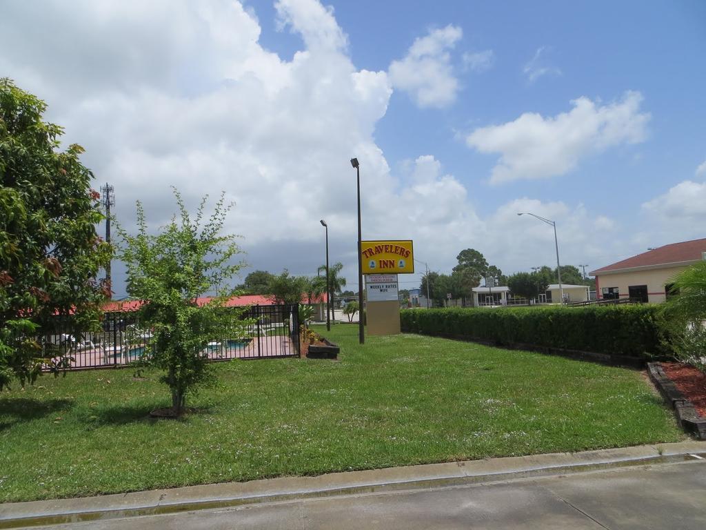 Travelers Inn Okeechobee Ngoại thất bức ảnh