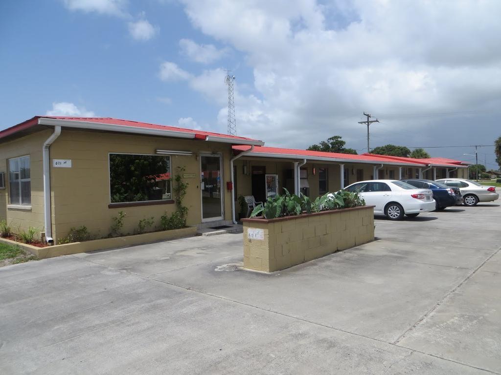 Travelers Inn Okeechobee Ngoại thất bức ảnh