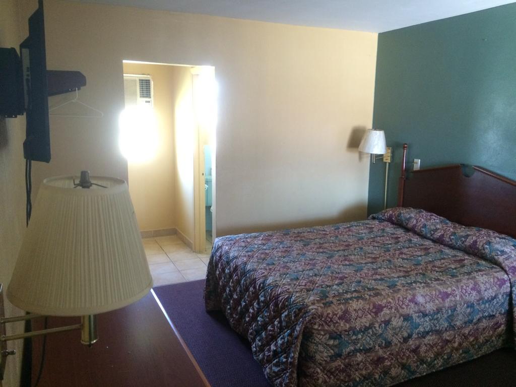 Travelers Inn Okeechobee Ngoại thất bức ảnh