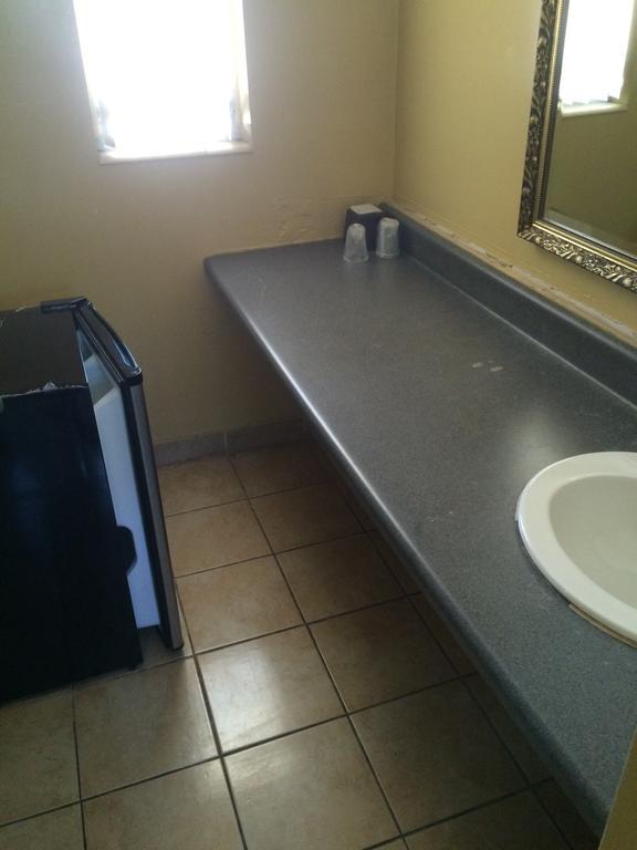Travelers Inn Okeechobee Ngoại thất bức ảnh